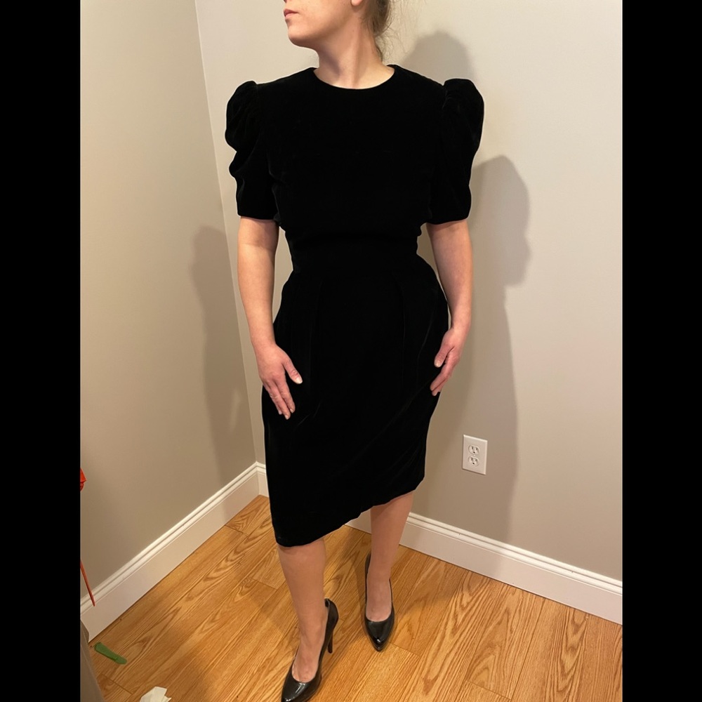 VINTAGE Victor Costa crushed velvet formal, size 8–10